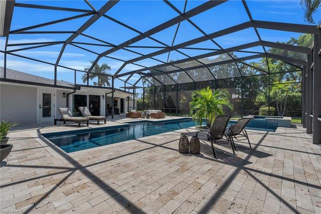 1627 Murex LN, Naples, FL 34102