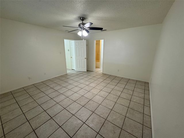 8045 Cannonwood Drive, Fort Worth, TX 76137