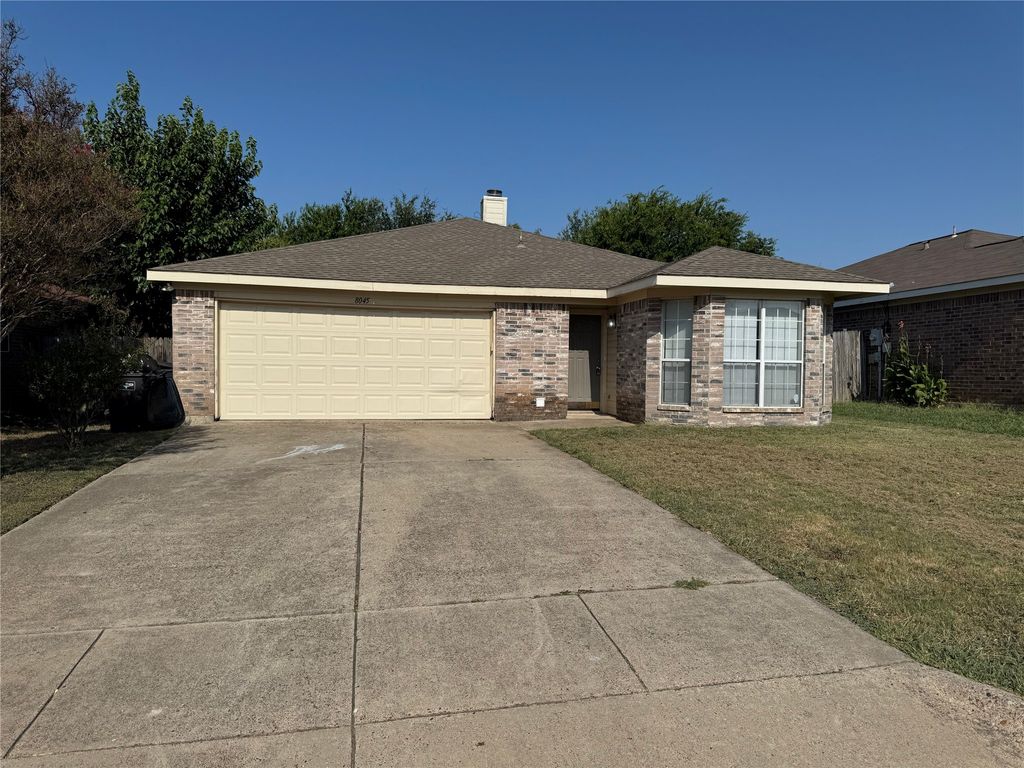 8045 Cannonwood Drive, Fort Worth, TX 76137
