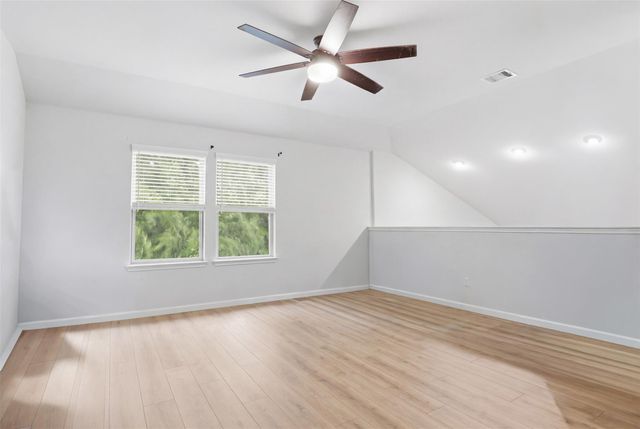 119 Duroc DR, Hutto, TX 78634