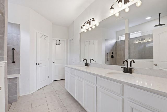 119 Duroc DR, Hutto, TX 78634