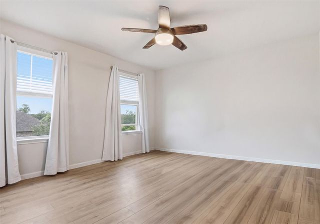 119 Duroc DR, Hutto, TX 78634