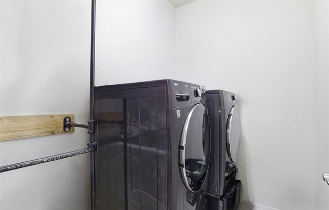 119 Duroc DR, Hutto, TX 78634