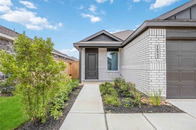 16842 Spotted Oak Drive, Hockley, TX 77447