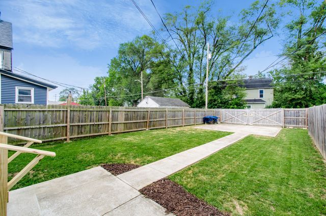 2107 Cleveland Avenue, Columbus, OH 43211