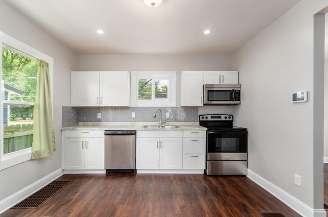 2107 Cleveland Avenue, Columbus, OH 43211