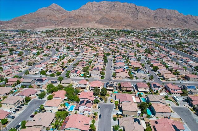 6313 Varna Avenue, Las Vegas, NV 89110