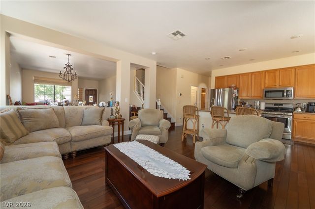 6313 Varna Avenue, Las Vegas, NV 89110