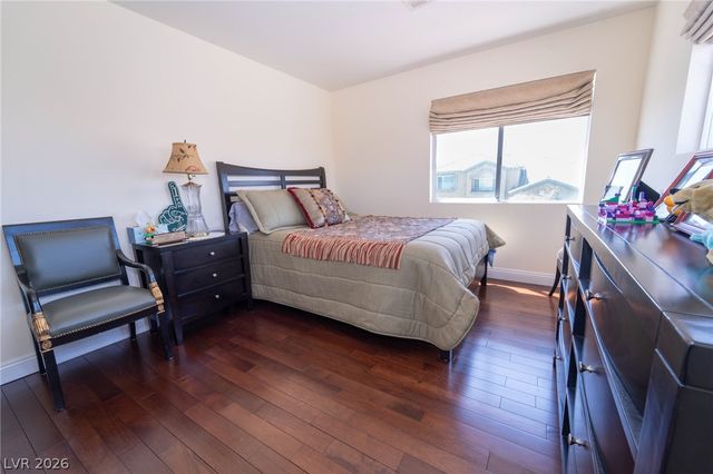 6313 Varna Avenue, Las Vegas, NV 89110