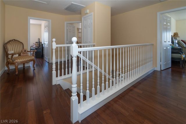 6313 Varna Avenue, Las Vegas, NV 89110