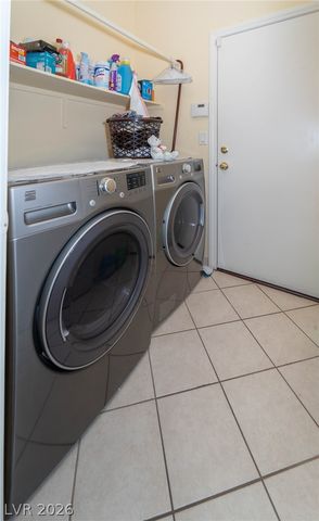 6313 Varna Avenue, Las Vegas, NV 89110