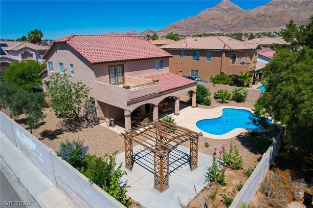 6313 Varna Avenue, Las Vegas, NV 89110