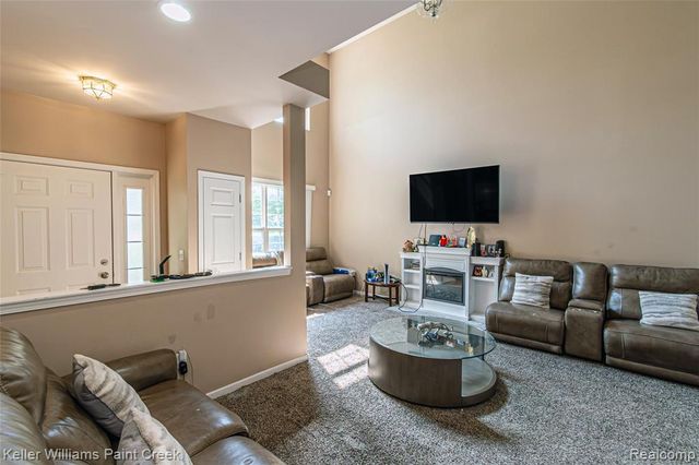 41544 Mitchell Road, Novi, MI 48377