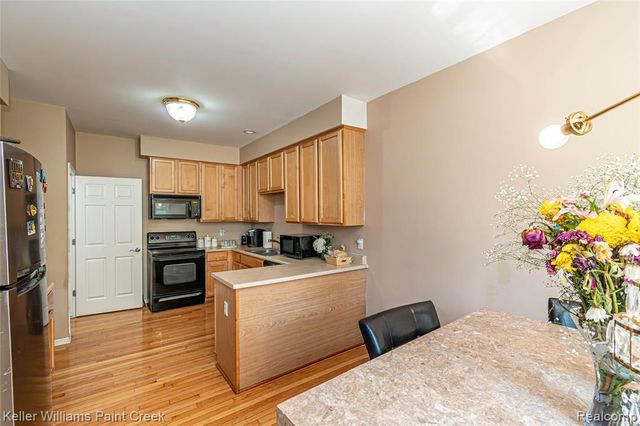 41544 Mitchell Road, Novi, MI 48377