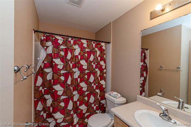 41544 Mitchell Road, Novi, MI 48377