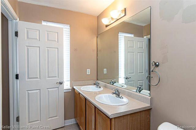 41544 Mitchell Road, Novi, MI 48377