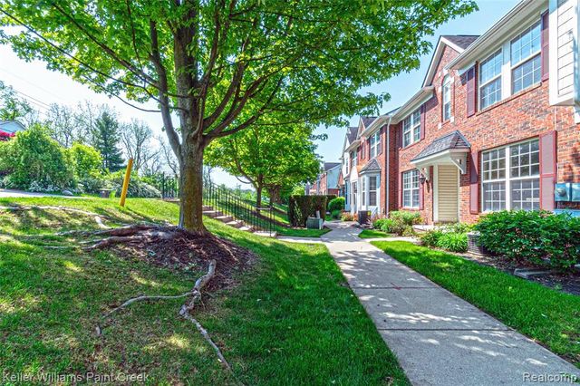 41544 Mitchell Road, Novi, MI 48377