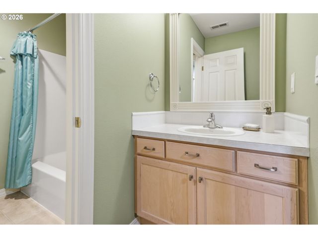 17948 Se 41ST Loop, Vancouver, WA 98683