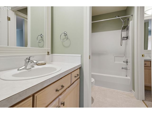 17948 Se 41ST Loop, Vancouver, WA 98683