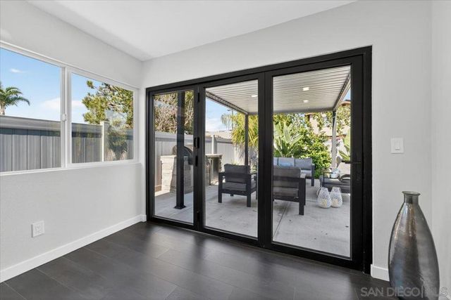 3945 Biddle St., San Diego, CA 92111