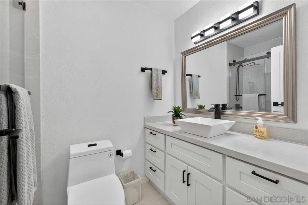 Image 26 of property listing at 3945 Biddle St., San Diego, CA 92111