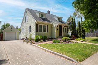 314 Van Buren Street, South Haven, MI 49090