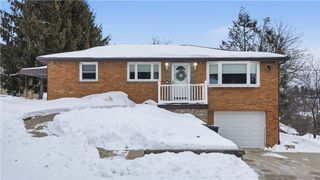 1297 Hillview Dr, North Huntingdon, PA 15642