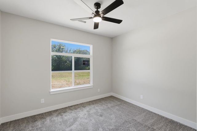 635 S Arbor Valley Way, Valley Center, KS 67147