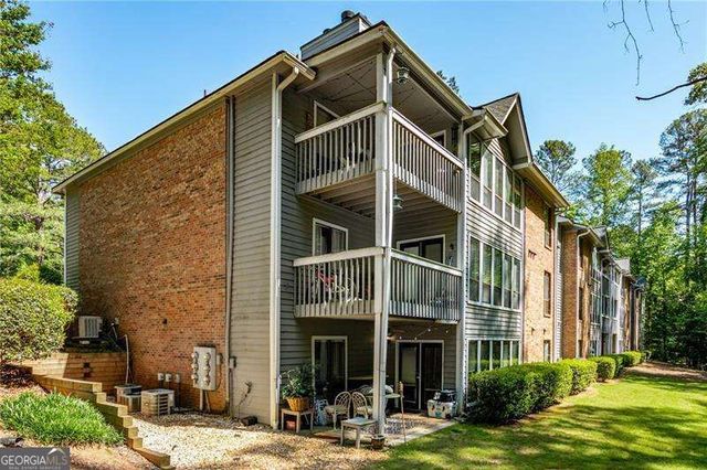 521 Warm Springs Circle, Roswell, GA 30075