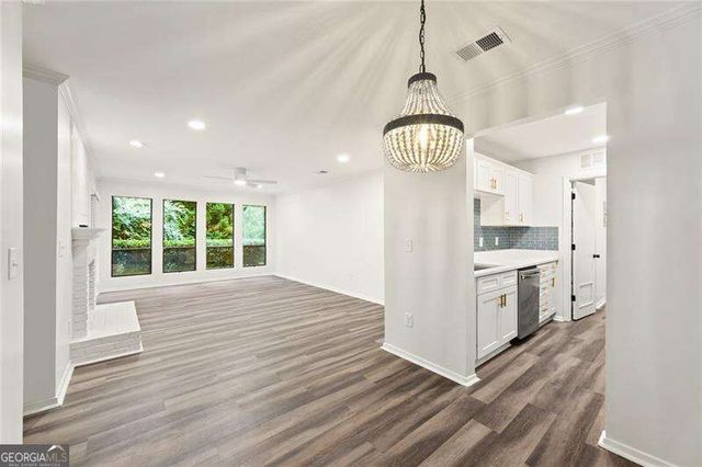 521 Warm Springs Circle, Roswell, GA 30075