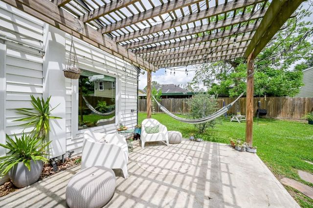 304 Woodard Street, Houston, TX 77009