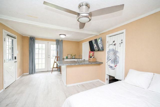 304 Woodard Street, Houston, TX 77009