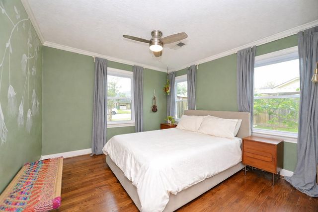 304 Woodard Street, Houston, TX 77009