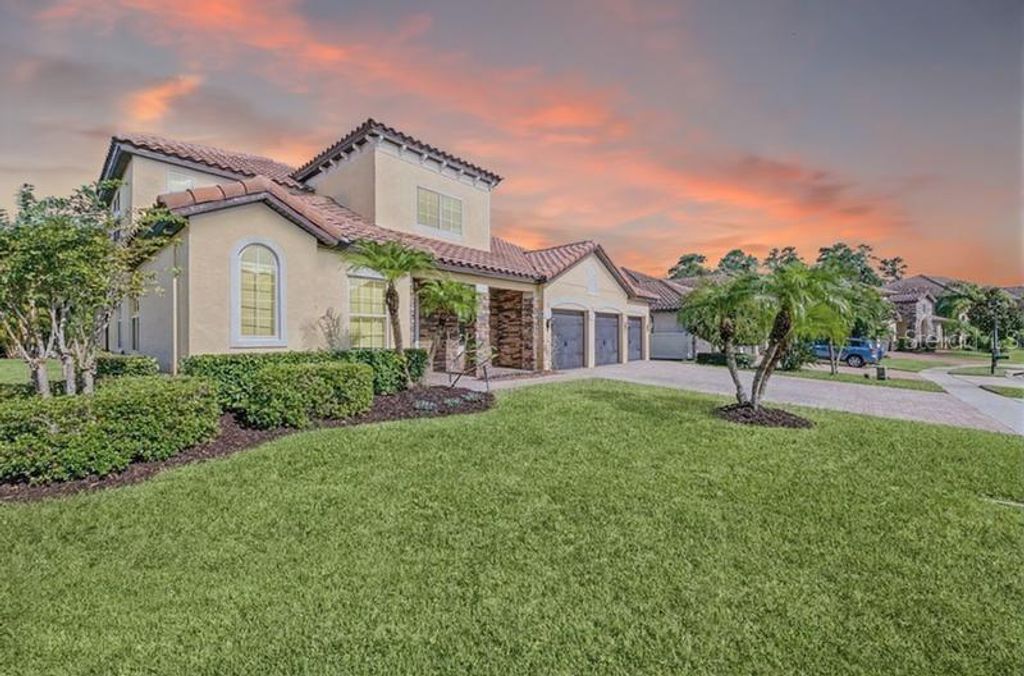 200 ADLER POINT, Oviedo, FL 32765