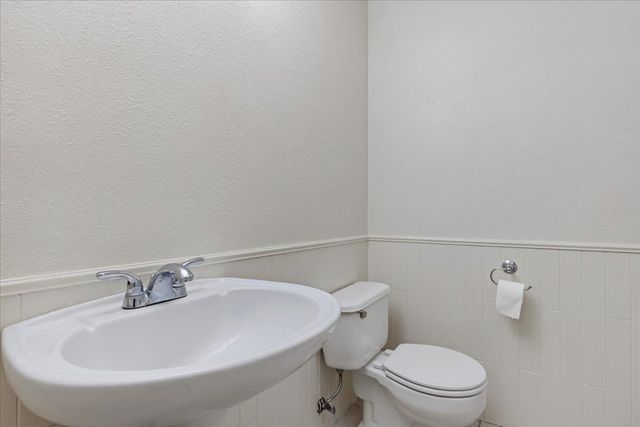 6001 Joaquin Murieta Ave C, Newark, CA 94560