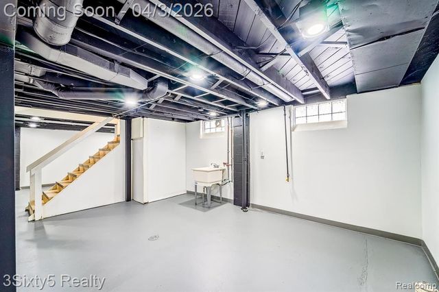 17228 Stout Street, Detroit, MI 48219