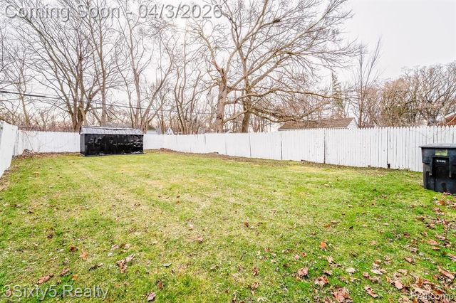 17228 Stout Street, Detroit, MI 48219