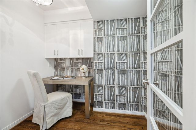 3109 Avalon Place, Houston, TX 77019