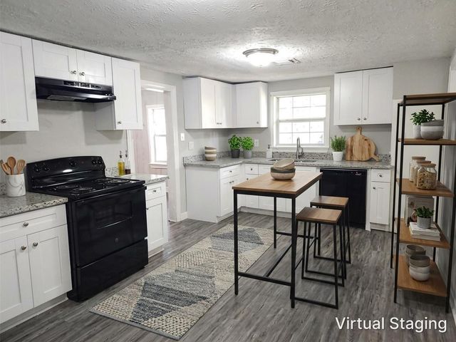 110 High Street, Baytown, TX 77520