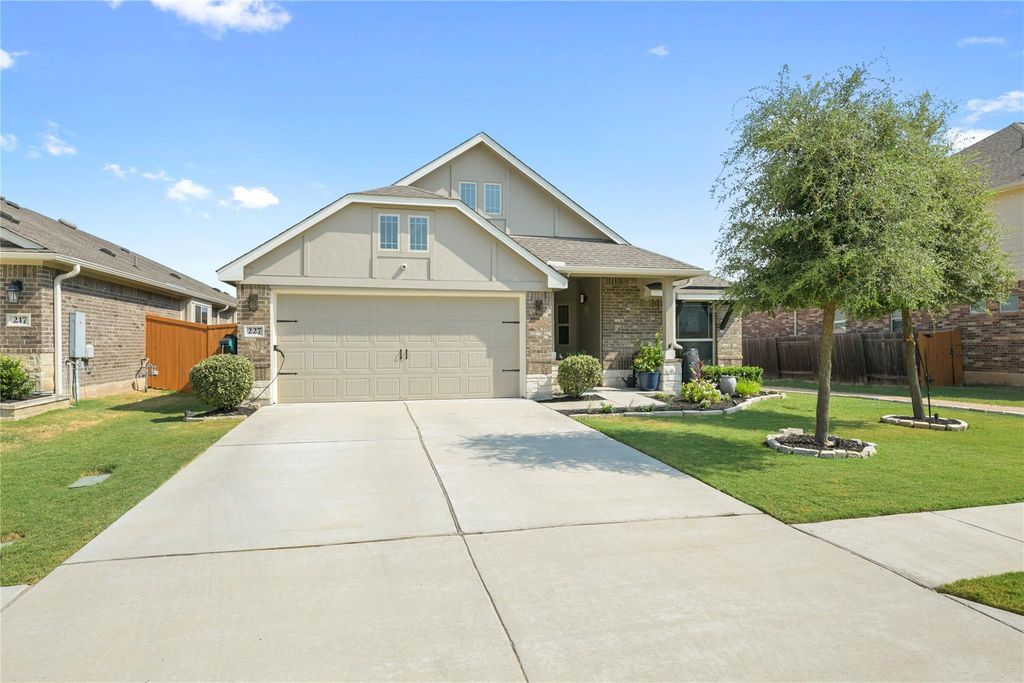 227 Biscayne Bay BND, Kyle, TX 78640