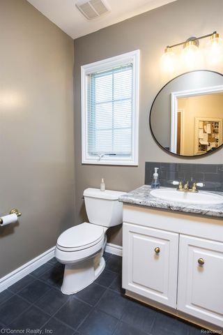 3239 Turnberry, Port Huron Charter Township, MI 48060