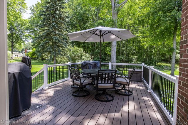 3239 Turnberry, Port Huron Charter Township, MI 48060