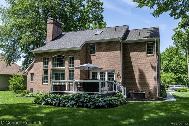 3239 Turnberry, Port Huron Charter Township, MI 48060