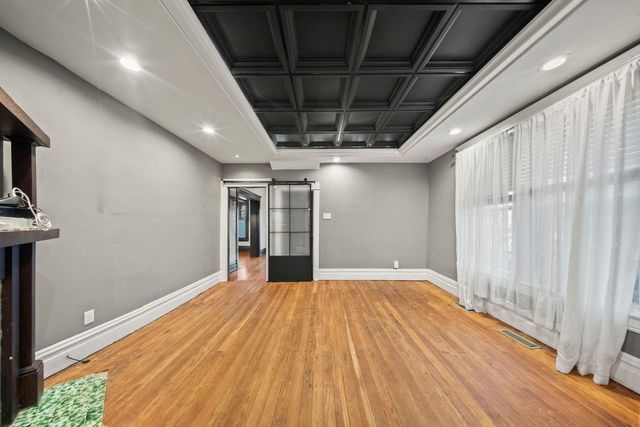 301 2nd Avenue, Chesapeake, OH 45619