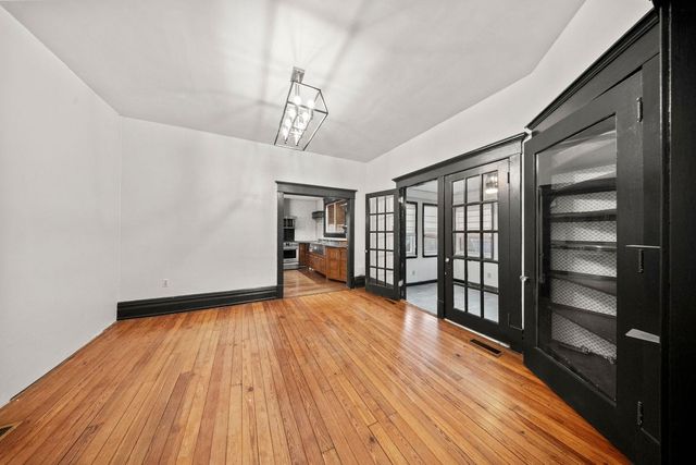 301 2nd Avenue, Chesapeake, OH 45619