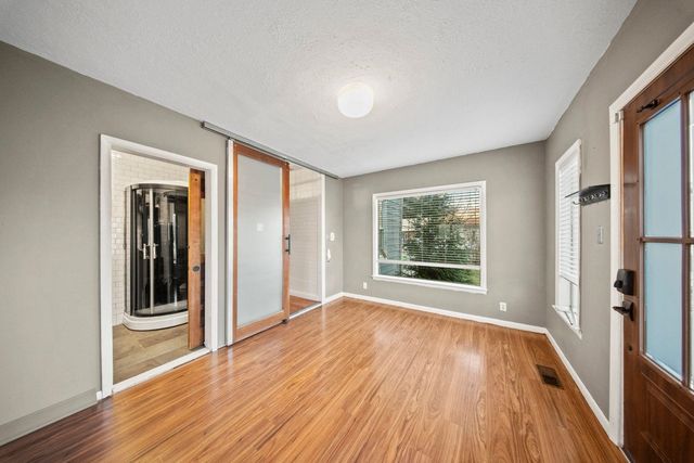 301 2nd Avenue, Chesapeake, OH 45619