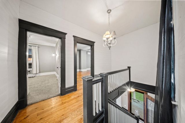 301 2nd Avenue, Chesapeake, OH 45619