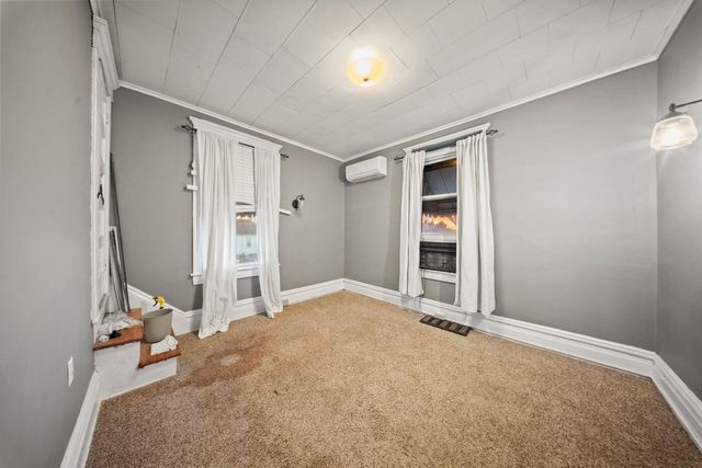 301 2nd Avenue, Chesapeake, OH 45619