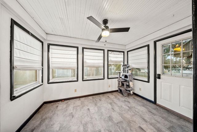 301 2nd Avenue, Chesapeake, OH 45619