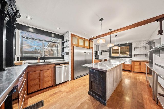 301 2nd Avenue, Chesapeake, OH 45619